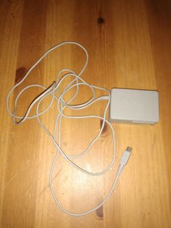 Nintendo DS charger