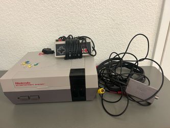 Nintendo NES Original Vintage 1980’s Video Game  Console