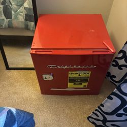 New Mini Fridge 