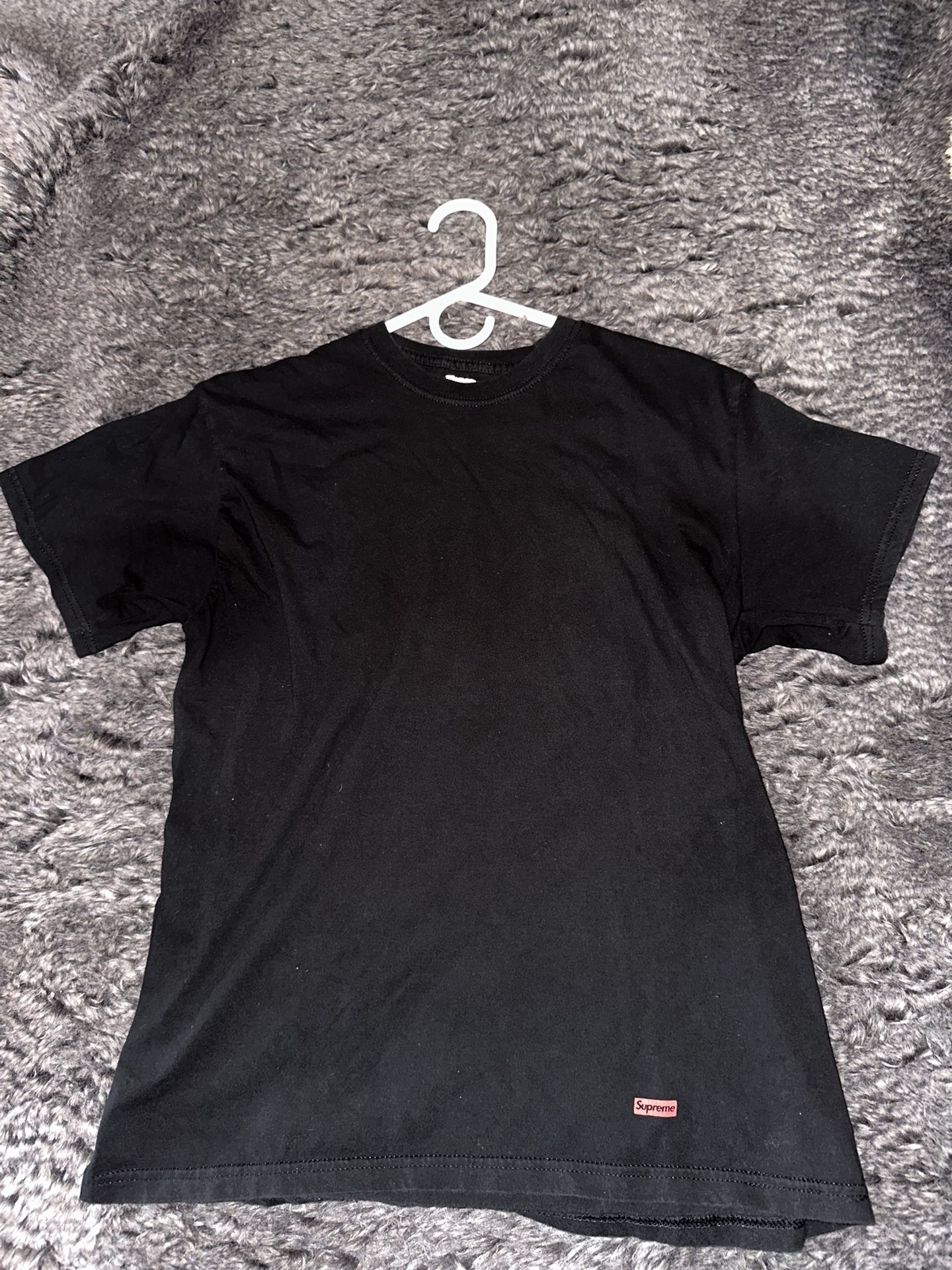 Black Supreme Hanes Tee