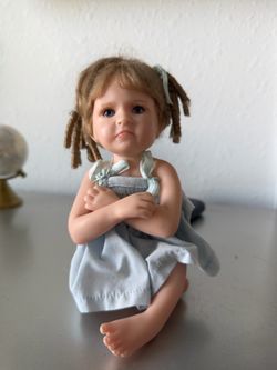 Laura Lee Eambach collectible doll