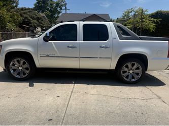 2011 Chevy Avalanche