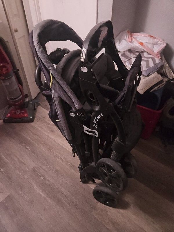BabyTrend Double Stroller