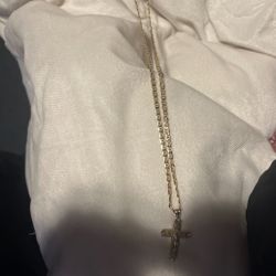 10k gold chain and pendant 