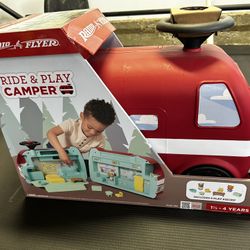 Radio Flyer Ride & Play Camper New