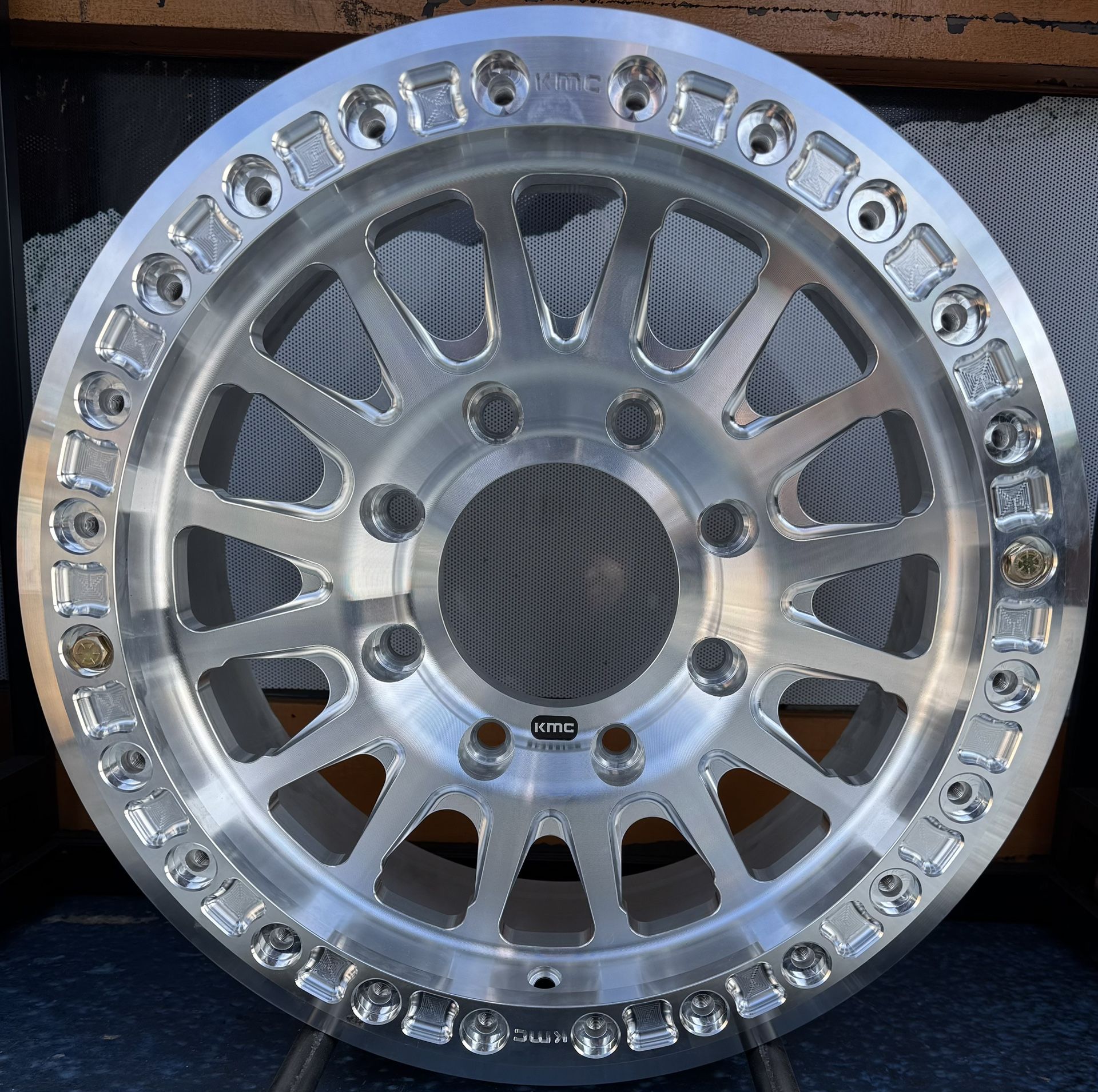 Kmc 445 Beadlock 17x9 8x165 Ram 2500 - 8x170 Ford F250 - 8x180 Chevy / Gmc 2500 Wheels🔥🔥🔥