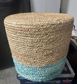 Large Ottoman/Pouf Sturdy and Natural Made . Like New,, bought for Staging. Cost $100+tax 