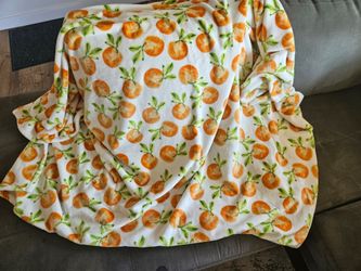 Throw blanket