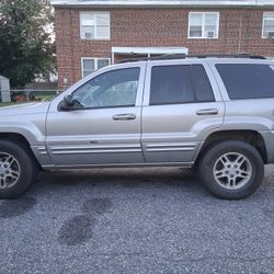 2000 Jeep Cherokee 