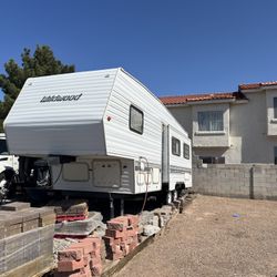 WILDWOOD RV TRAILER