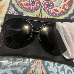 Quay Aviator Sunglasses 10 Each