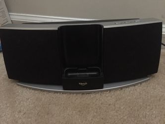 Klipsch compact audio system iGroove SXT with charger