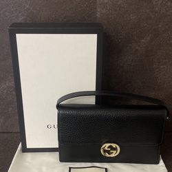 GUCCI Dollar Calfskin Interlocking G Chain Wallet Black for Sale in