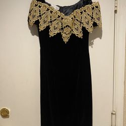 Women’s Cold Shoulder Black And Gold Evening Dress