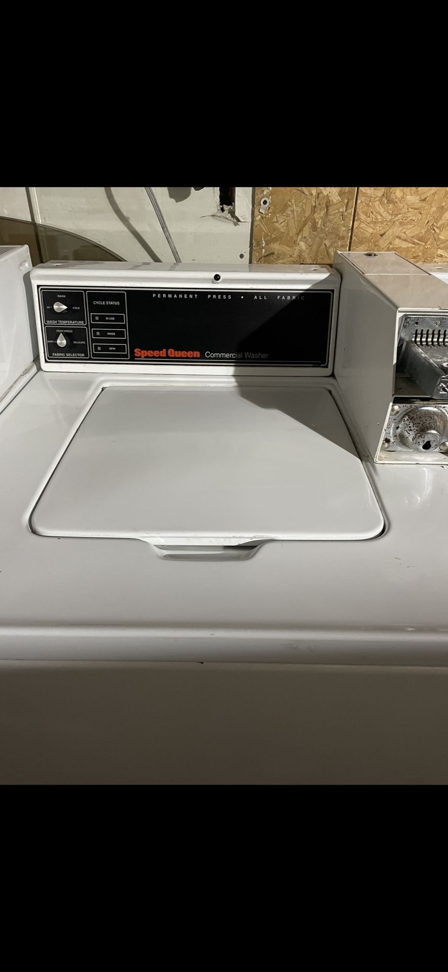 Coin, Laundry