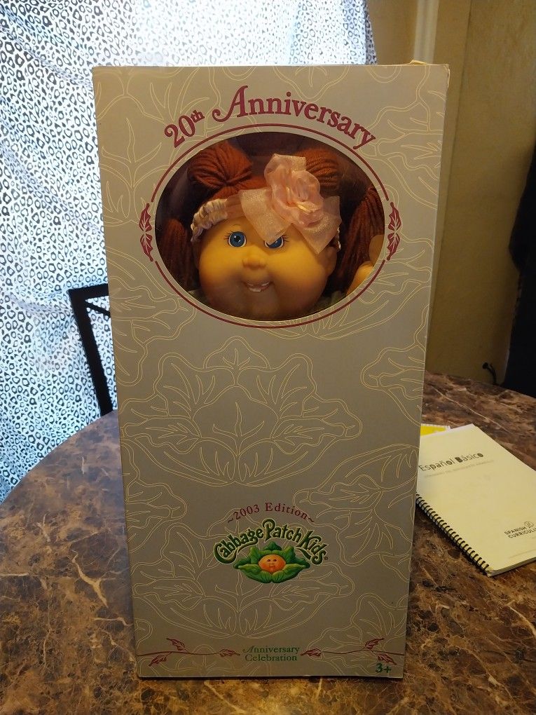 2003 Cabbage Patch Doll Toys Ŕ Us Collectible