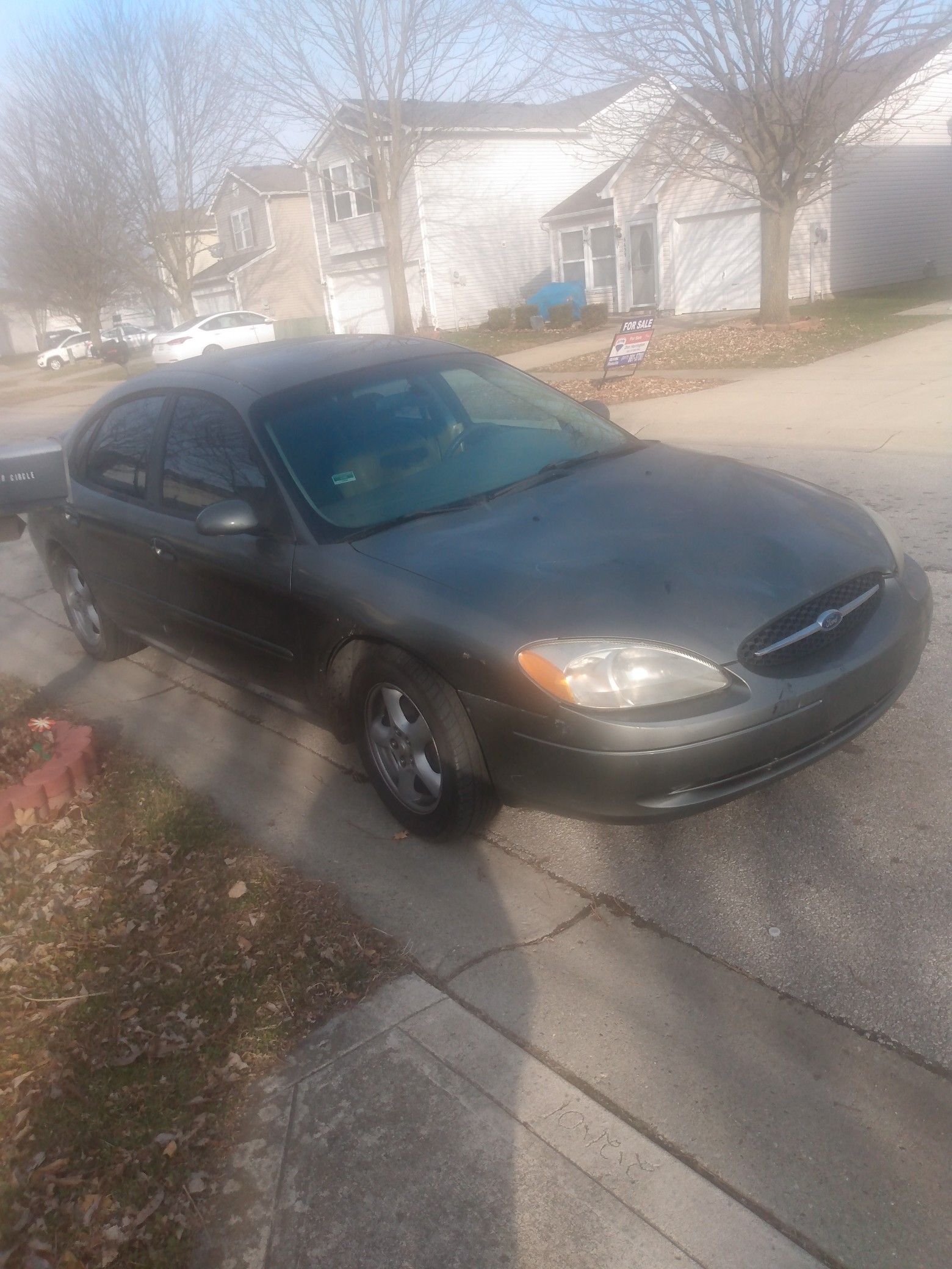 2003 Ford Taurus