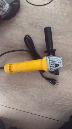 Dewalt angle grinder dwe402