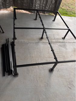 Queen size metal frame