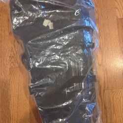 18.5 Inch Lightweight Double Knee Umpire Leg Guards with Wings Black - New