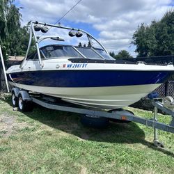 2004 Bayliner 225 BOWRIDER (23ft)