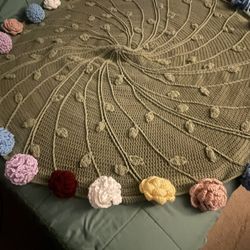 Crochet Flower Bouquet Blanket