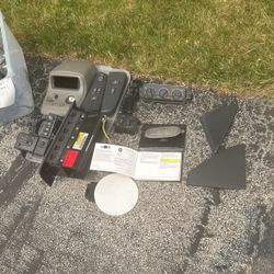 Chevy Silverado Parts 1999/2006 Or GMC Sierra Interior And Exterior 