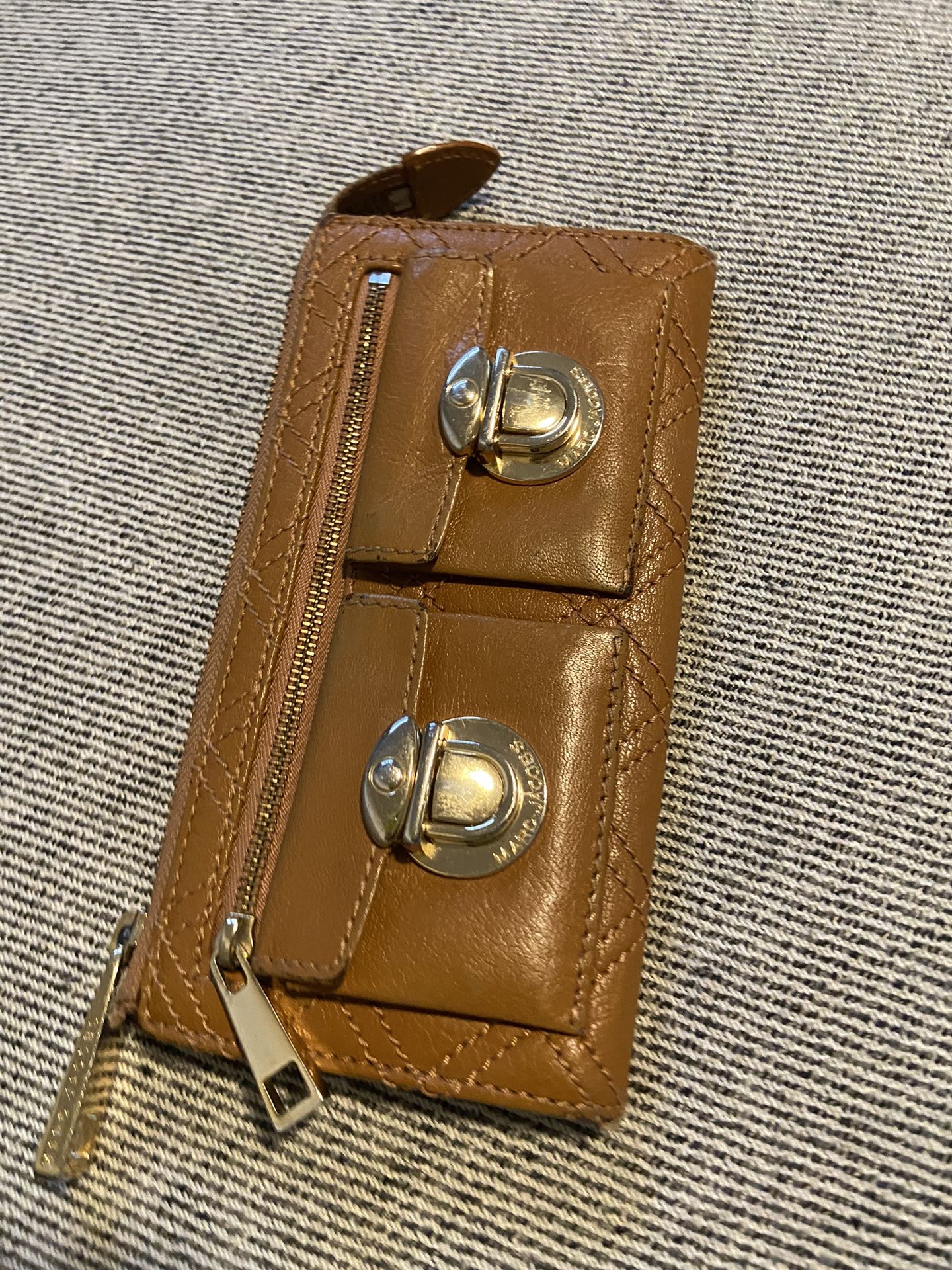 Marc Jacobs Tan Leather Wallet 