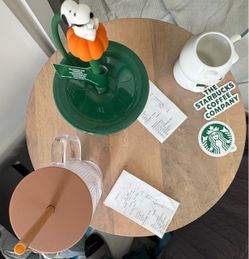 Brand New Starbucks Snoopy Pumpkin Silicone Lid Topper/ Glass Tumbler & A White Ceramic Starbucks Bear Mug.