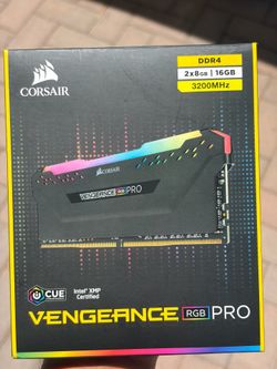 Corsair Vengeance RGB 16GB (2x8GB) DDR4-3200