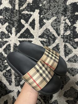 Burberry slide
