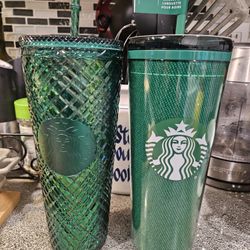 Starbucks Cups 