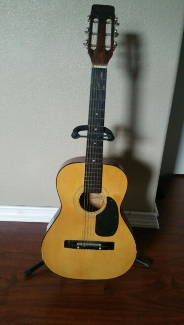 Vintage Harmony 6 String 3/4 Youth Guitar Model H5422