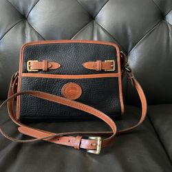 Dooney & Bourke leather crossbody bag-Authentic