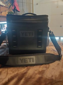 YETI HOPPER FLIP 12