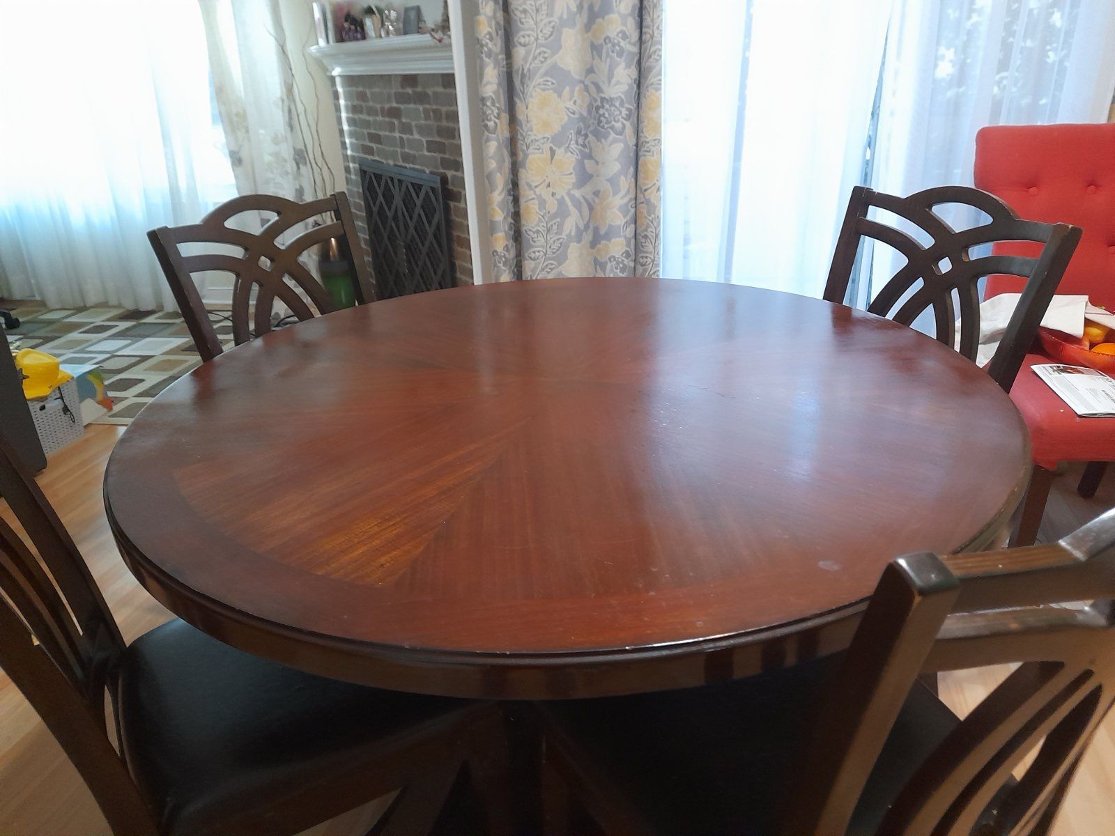 Dining table With Chair 