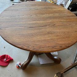 Round Oak Table and 4 Chairs And Glass Top