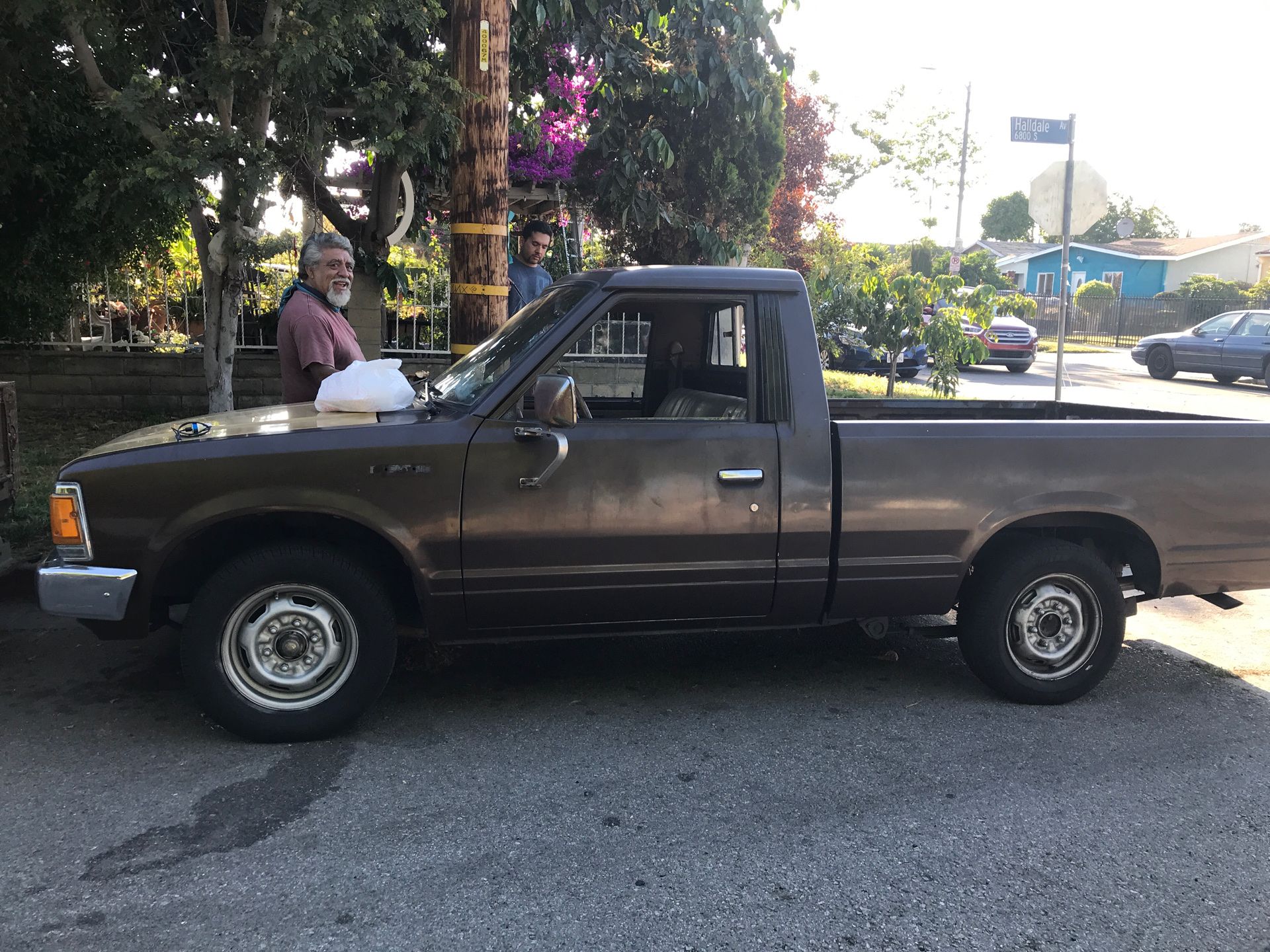 1985 Nissan Pickup