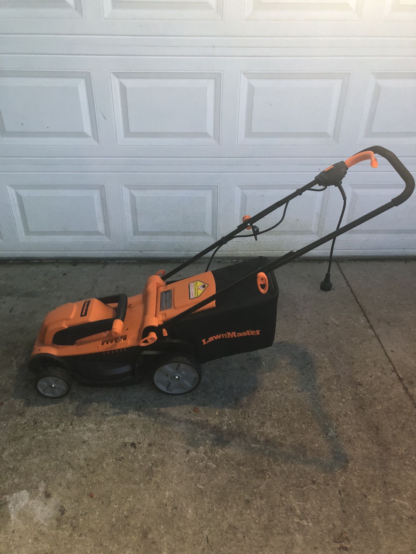 Electric 14 In Lawn Mower/with Bag