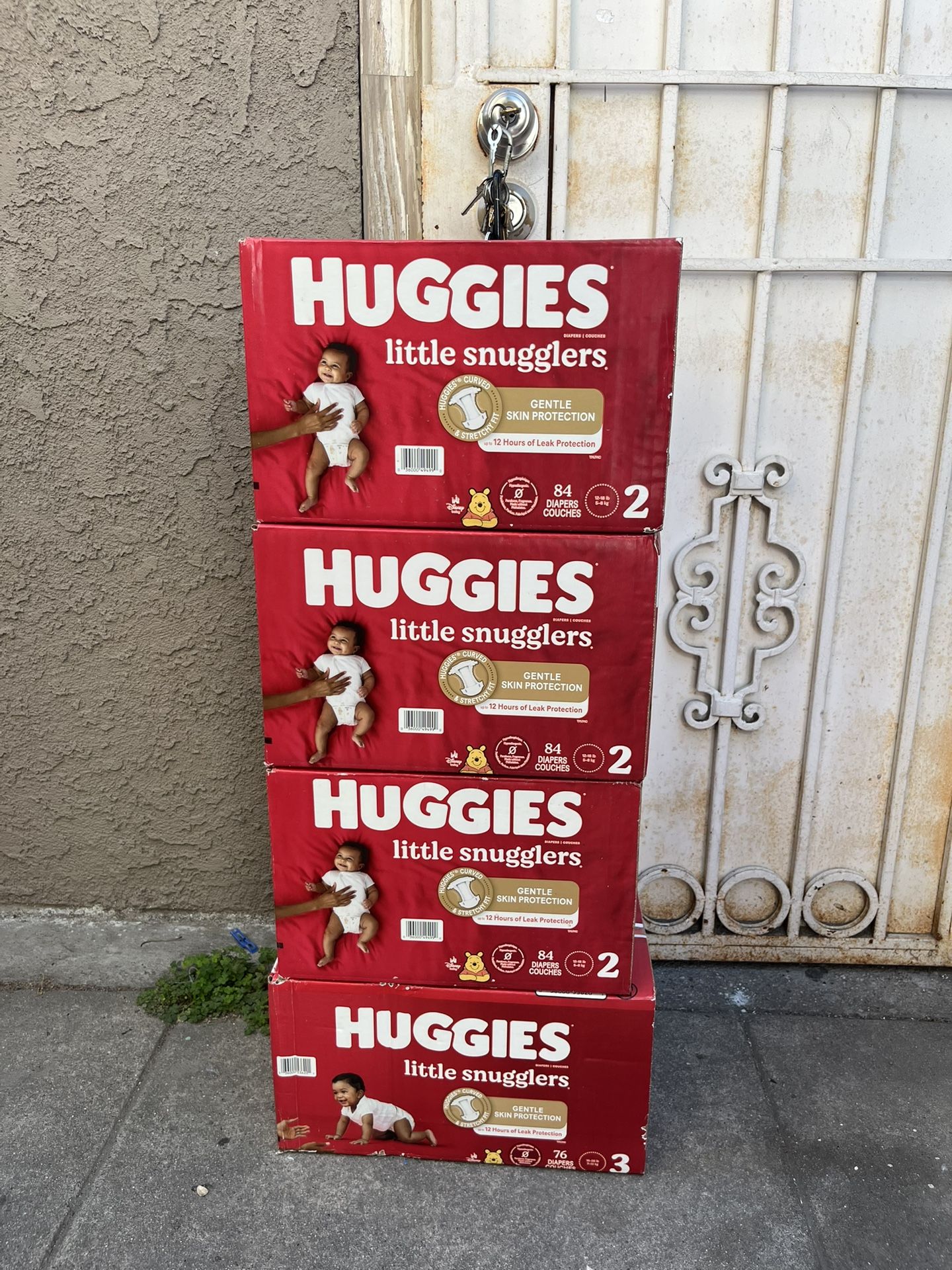 Huggies diapers size 2