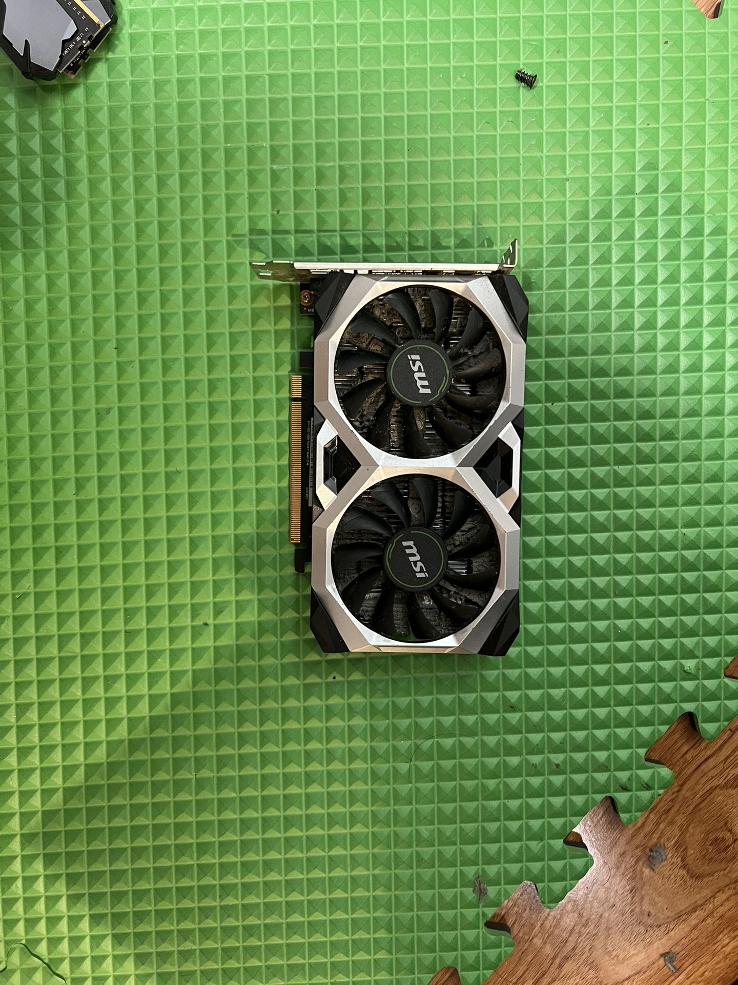 MSI GeFORCE GTX 1650 VENTUS XS 4G OC