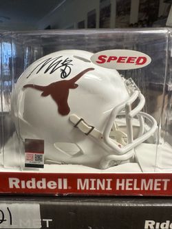 Xavier Worthy Signed Texas Longhorns Riddell Speed Mini Helmet Beckett