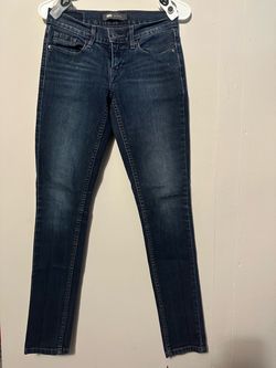 Levi's 711 Skinny Jeans