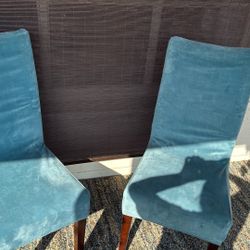 2 Chairs Good Condition 