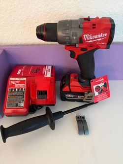 Milwaukee hammer drill