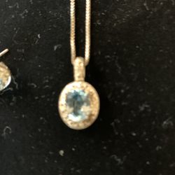 Topaz And Diamond Nechlace And Earrings 
