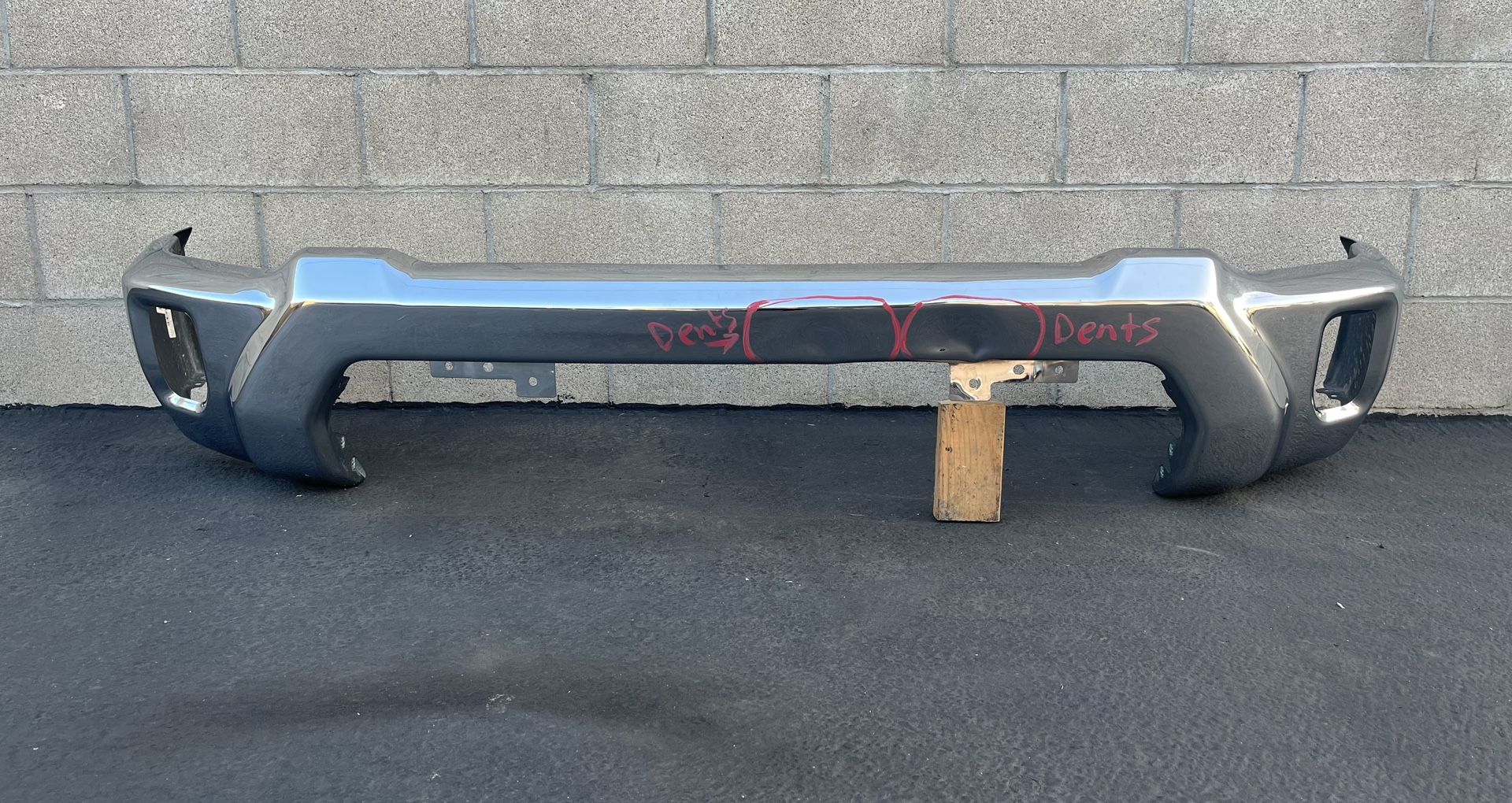 2024-2025 CHEVROLET SILVERADO 2500 3500 FRONT BUMPER OEM