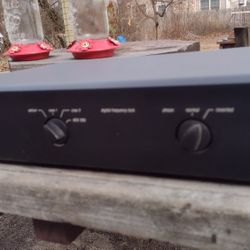 Adcom GDA-600 DAC