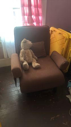 Lounge chair