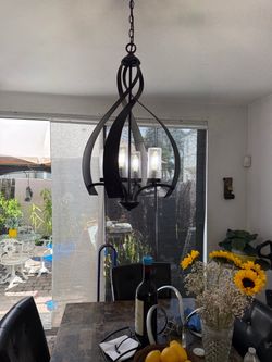 Quoizel Lars 4-Light Black Hanging Chandelier / Pendant Light